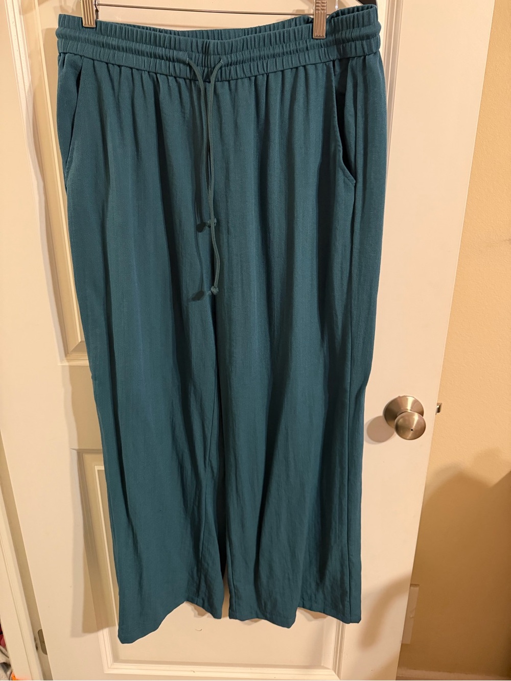 Halara women's flowy Teal Drawstring Lounge Pants